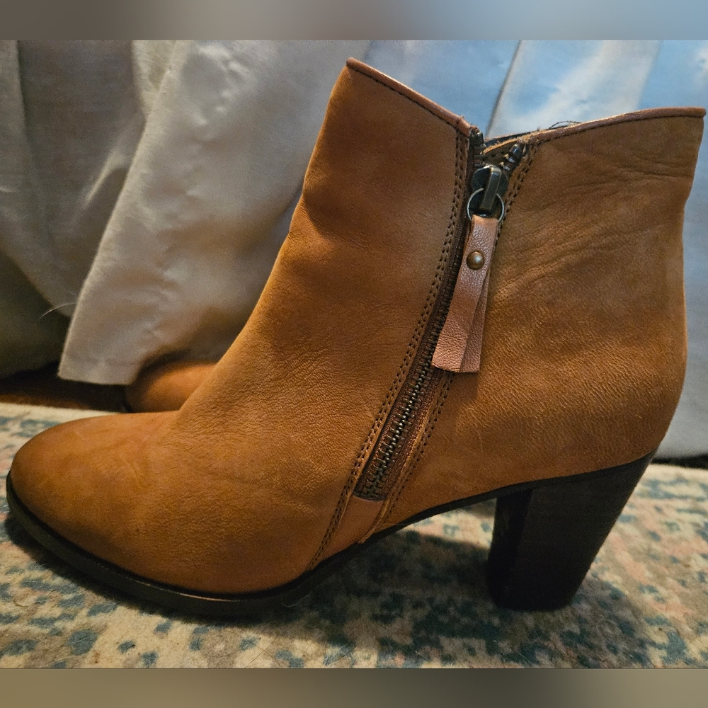 Size 7.5 MIA Ankle Boots